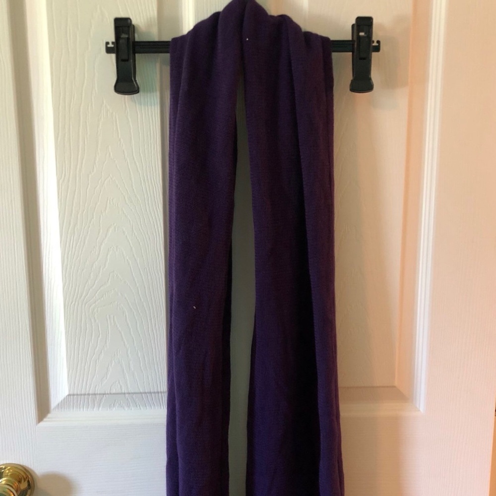Purple wool Calvin Klein scarf never worn